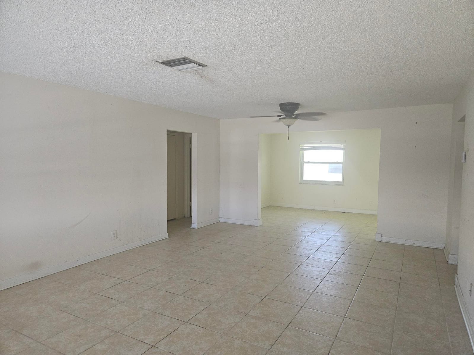 1598 SW 13TH Terrace — photo 2