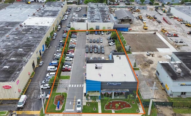 8470 NW 58th Street, Doral, FL 33166