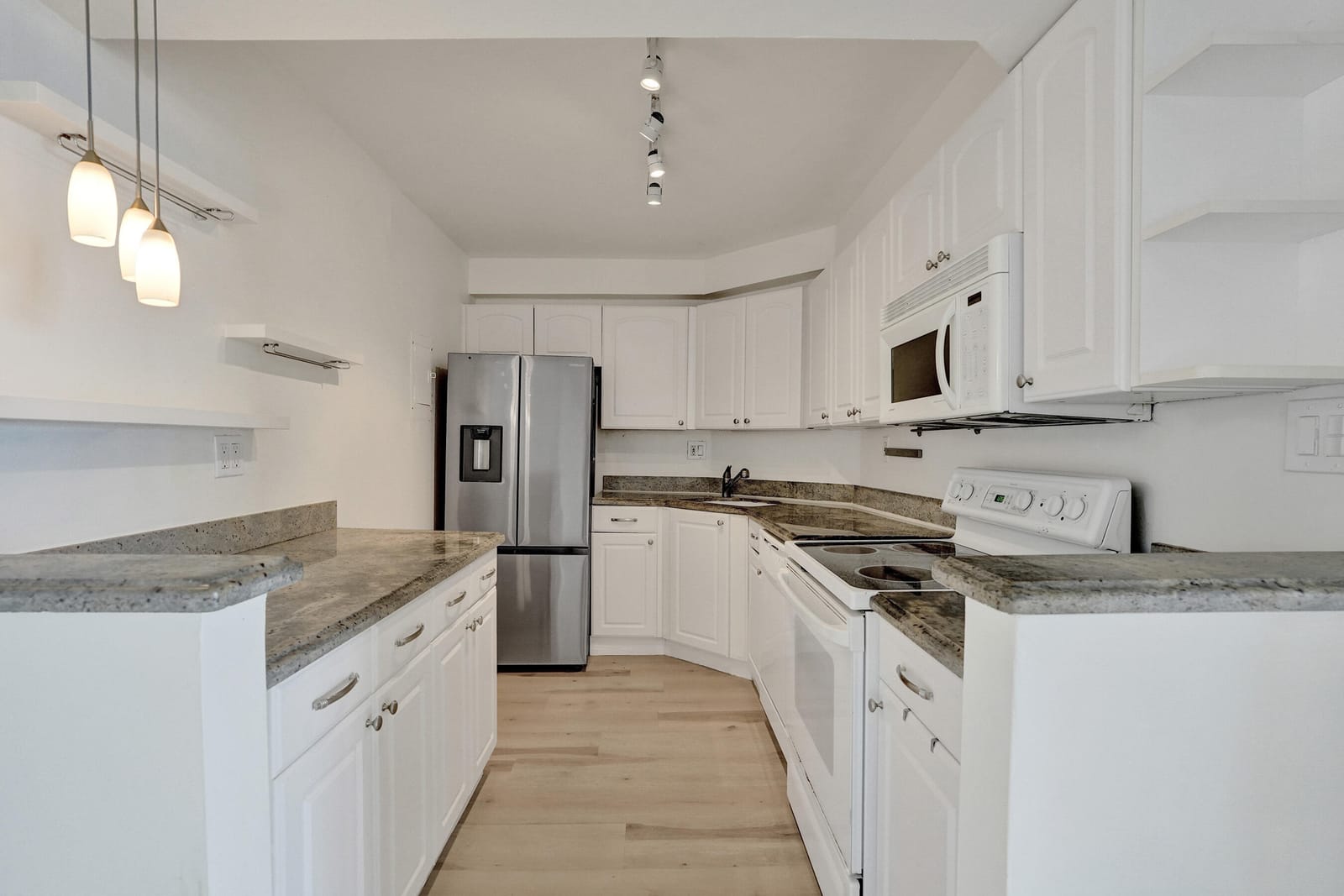 3031 N OCEAN Boulevard 805 — photo 11