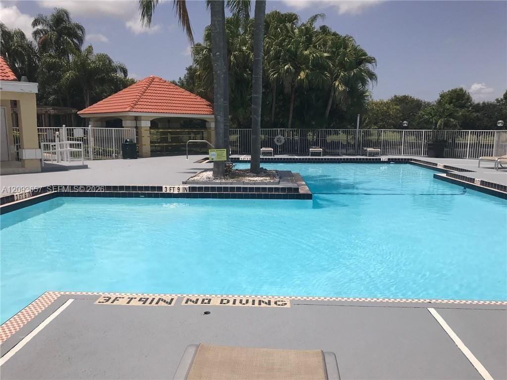565 Vista Isles Drive 2018, Sunrise, FL 33325 photo 16