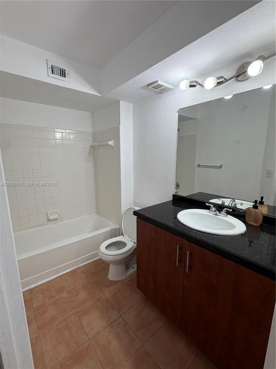565 Vista Isles Drive 2018, Sunrise, FL 33325 photo 8