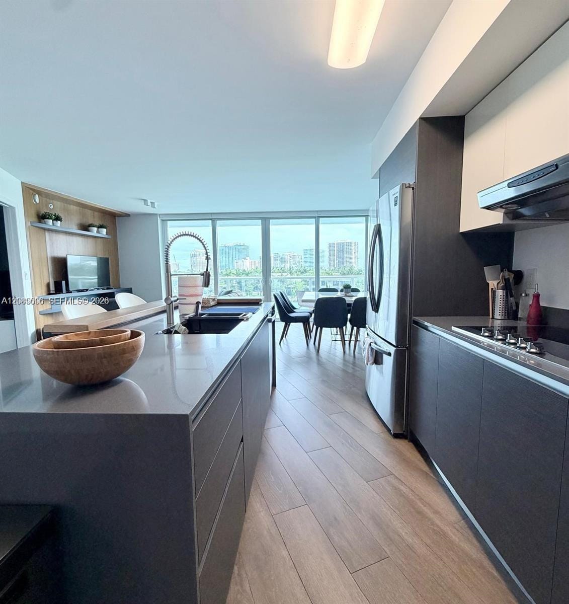 9821 E Bay Harbor Drive 605 — photo 12