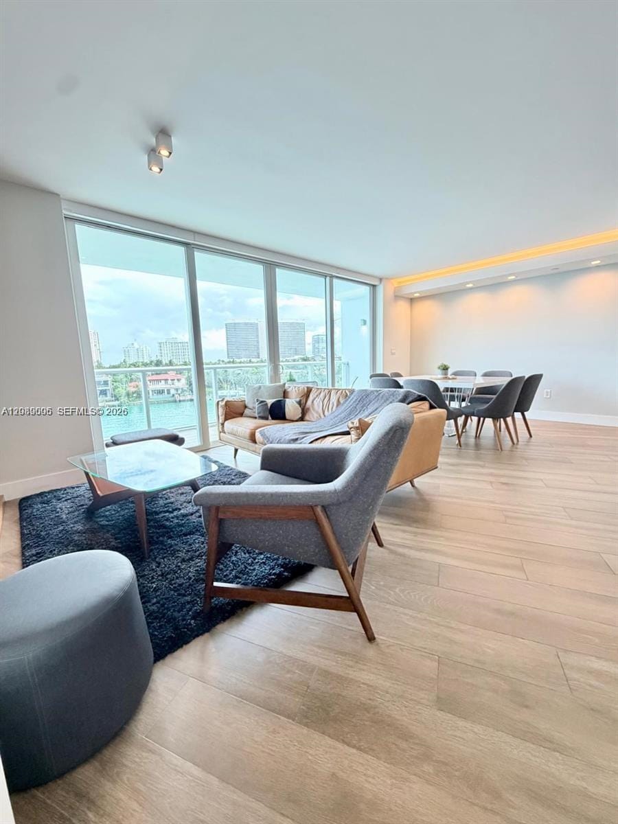 9821 E Bay Harbor Drive 605 — photo 8