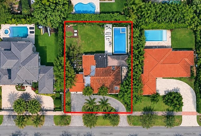 421 Luenga Avenue, Coral Gables, FL 33146