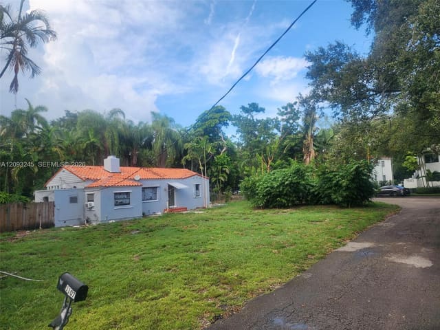 1107 NE 117th Street, Biscayne Park, FL 33161