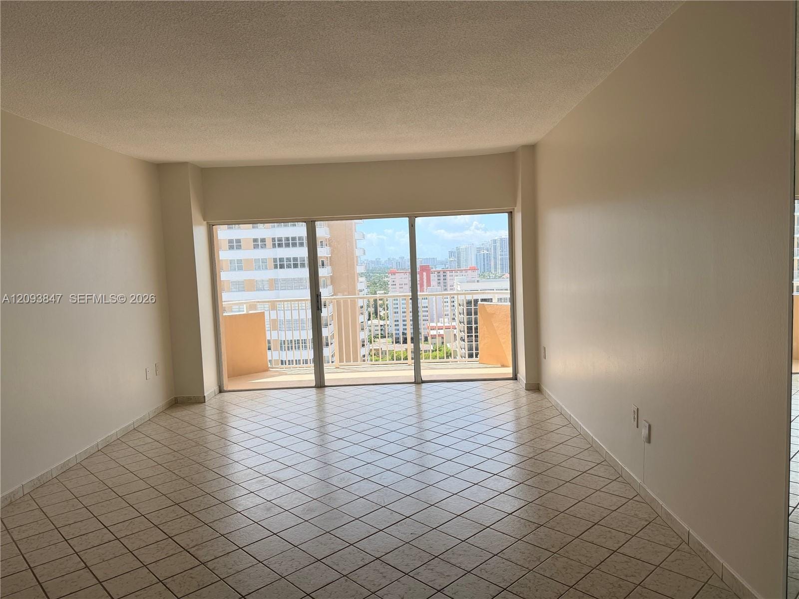 1965 S Ocean Drive 18C, Hallandale Beach, FL 33009 photo 2
