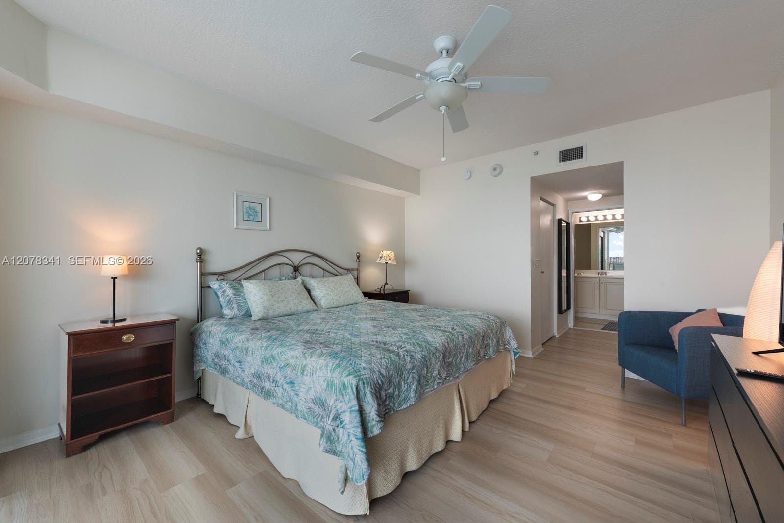 18100 N Bay Road 1009, Sunny Isles Beach, FL 33160 photo 11