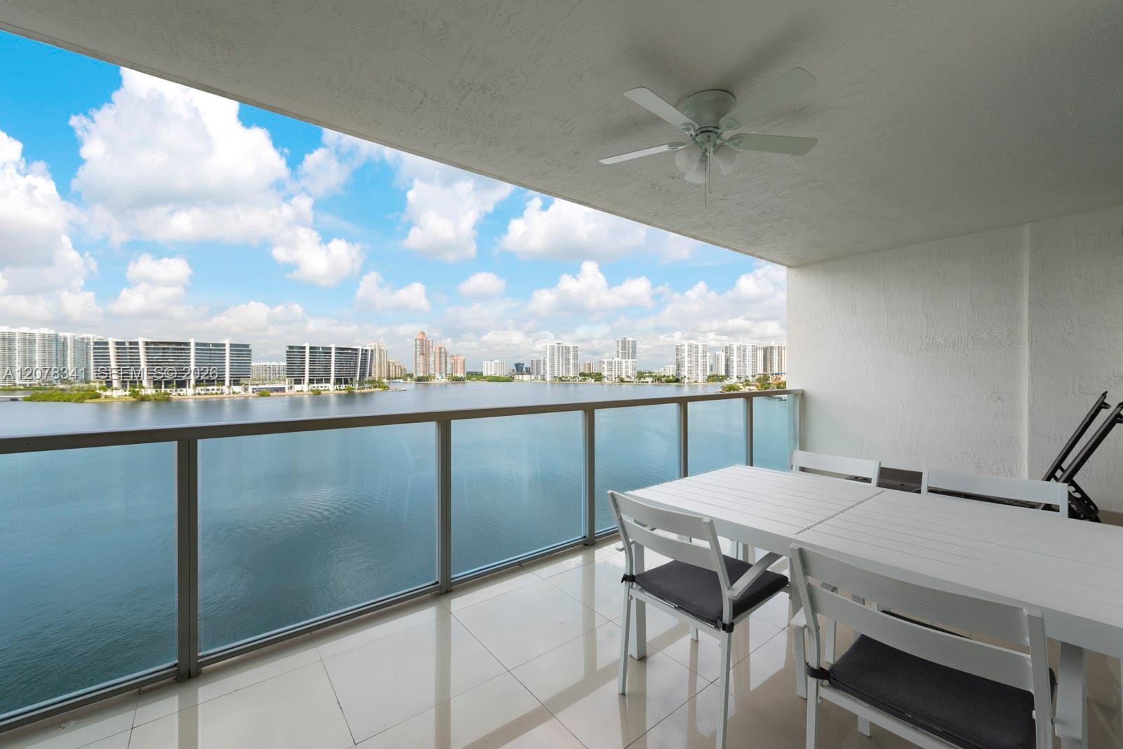 18100 N Bay Road 1009, Sunny Isles Beach, FL 33160 photo 18