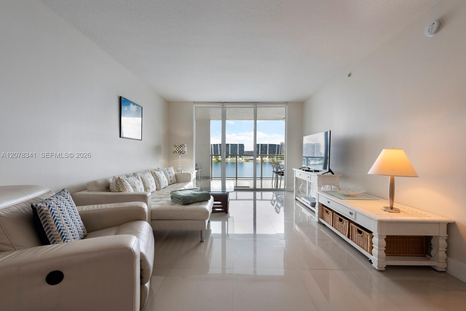 18100 N Bay Road 1009, Sunny Isles Beach, FL 33160 photo 7