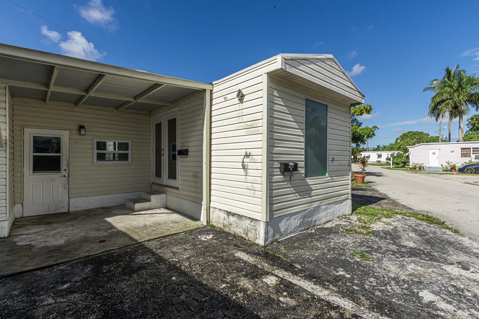 2776 NW 29th Place, Oakland Park, FL 33311 photo 2