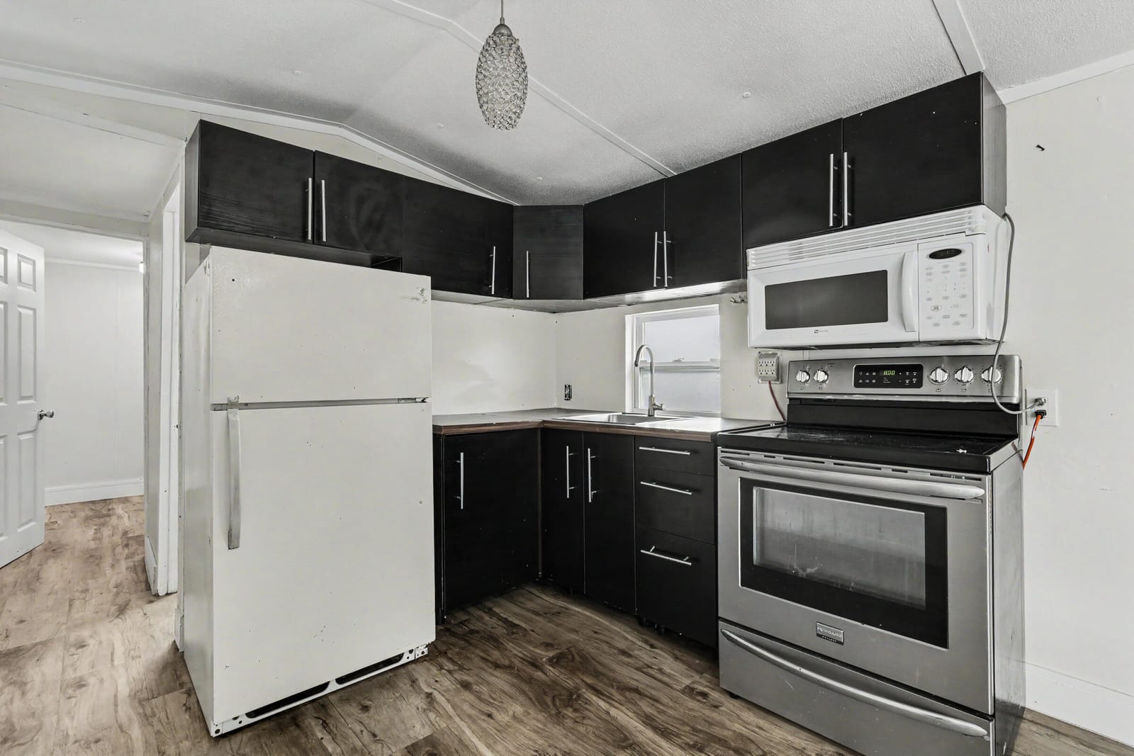 2776 NW 29th Place, Oakland Park, FL 33311 photo 11