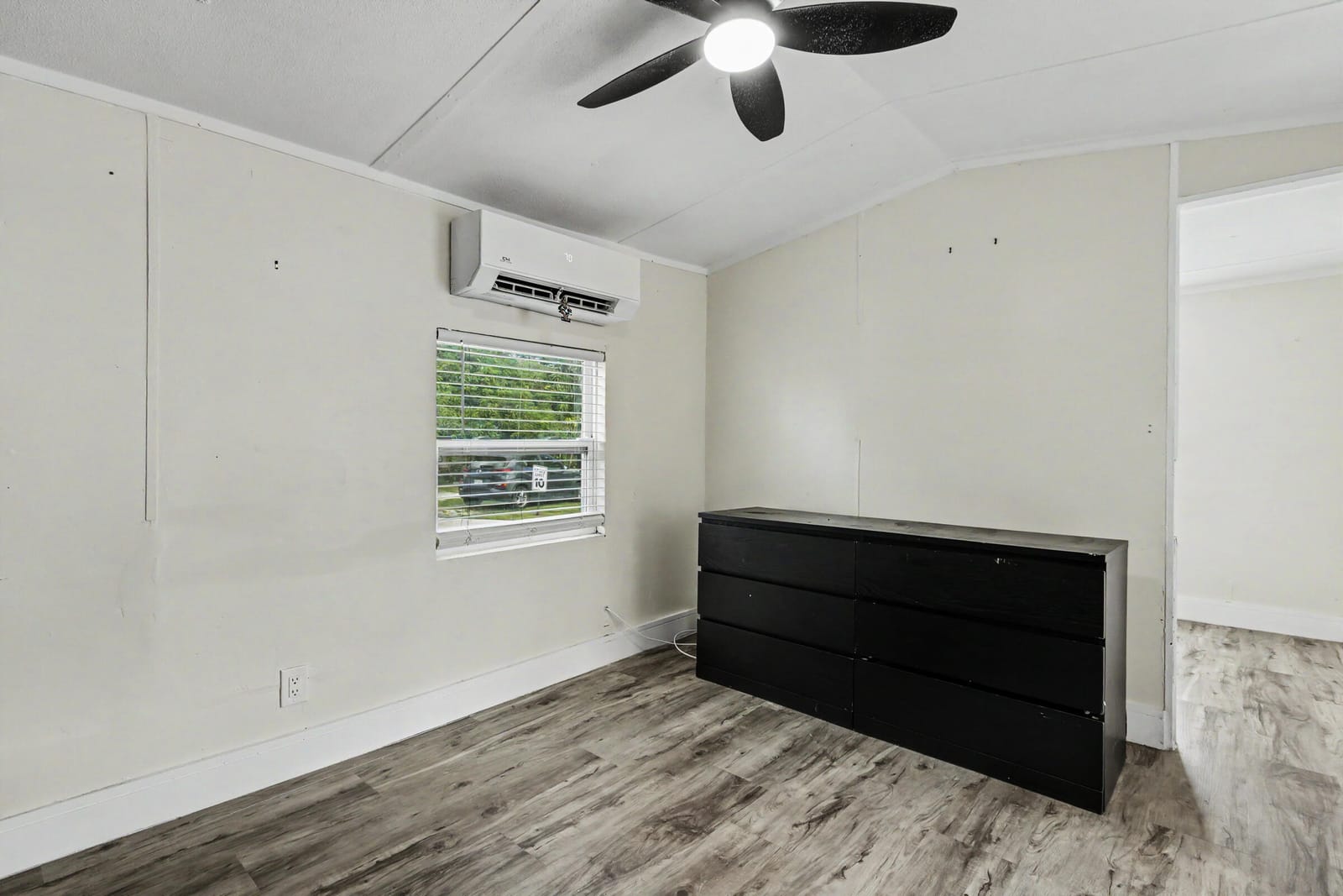 2776 NW 29th Place, Oakland Park, FL 33311 photo 7