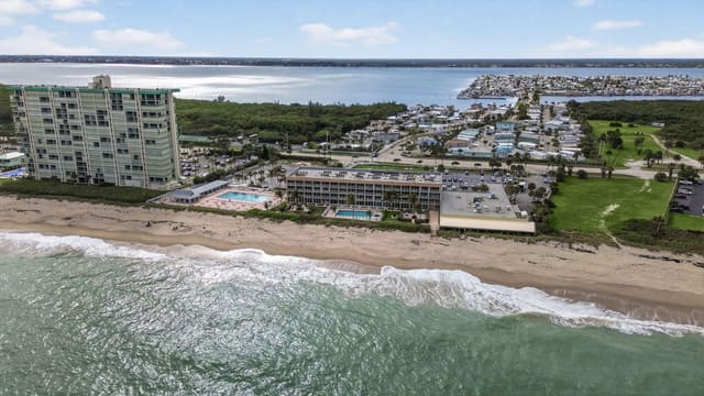 9800 S Ocean Drive 112, Jensen Beach, FL 34957