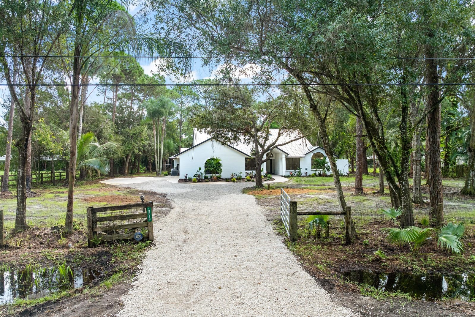18830 129TH Terrace N, Jupiter Farms, FL 33478 photo 2