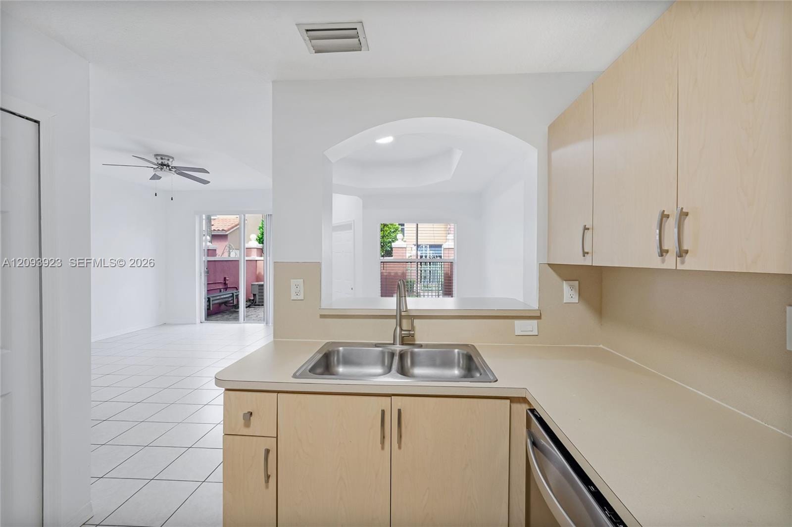 642 SW 106th Avenue 1514 — photo 12