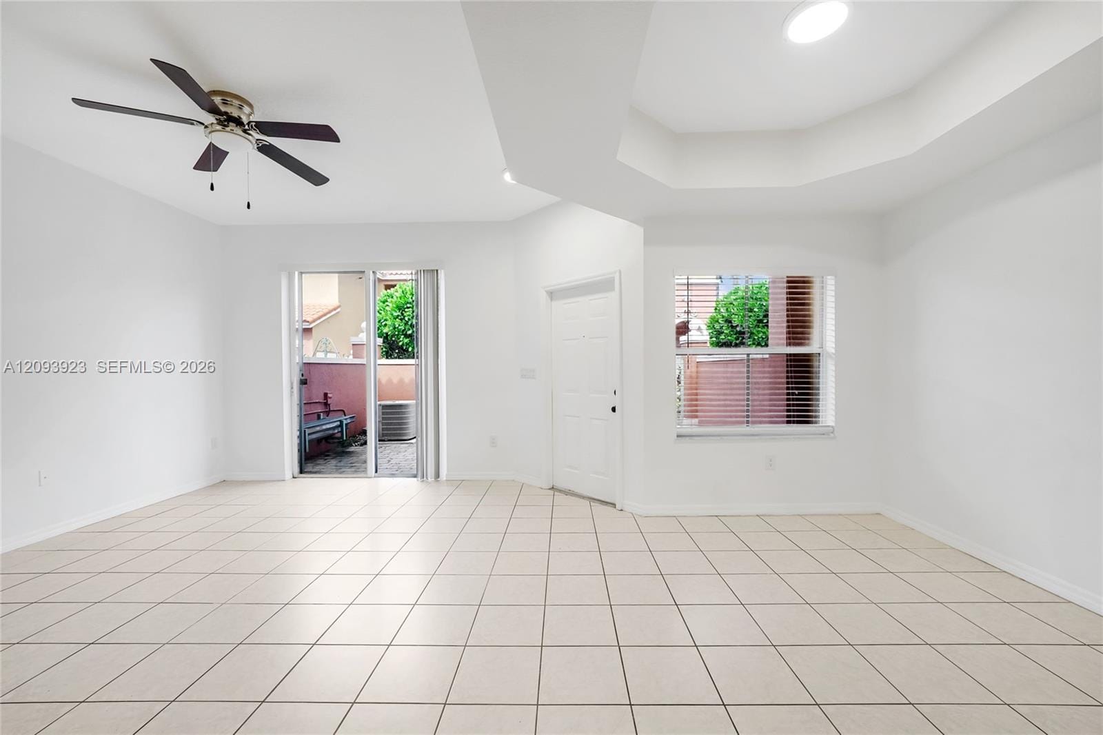 642 SW 106th Avenue 1514 — photo 3