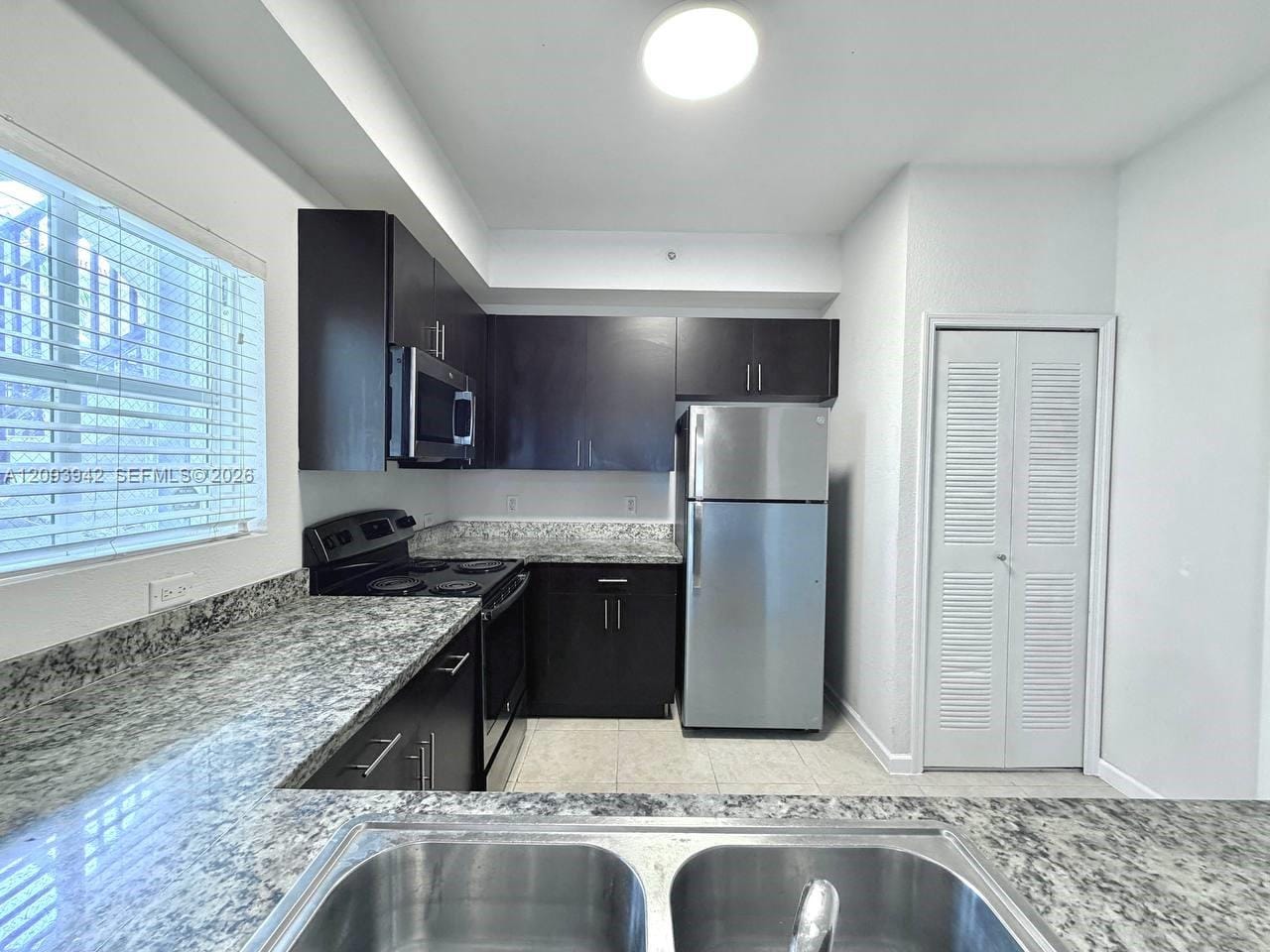3429 W 80th Street 208 — photo 5