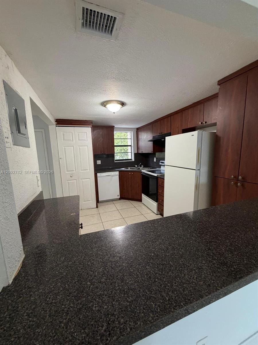 3751 NW 115th Way 5-3 — photo 9