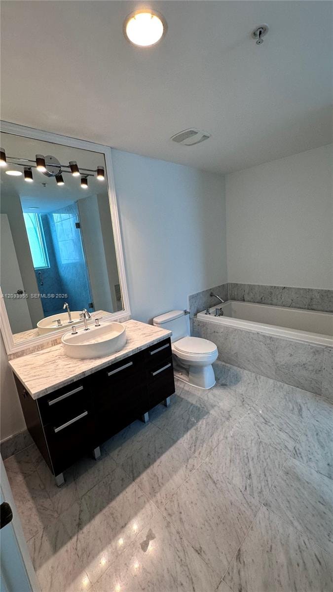 244 Biscayne Boulevard 1608 — photo 6