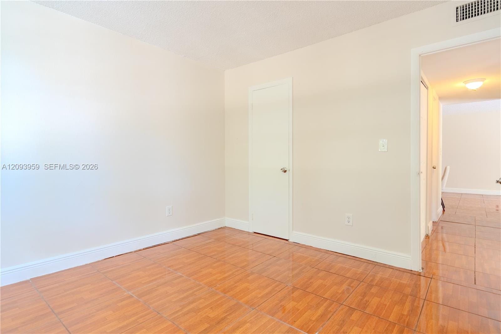 482 NW 165th St Road A-201, Miami, FL 33169 photo 15