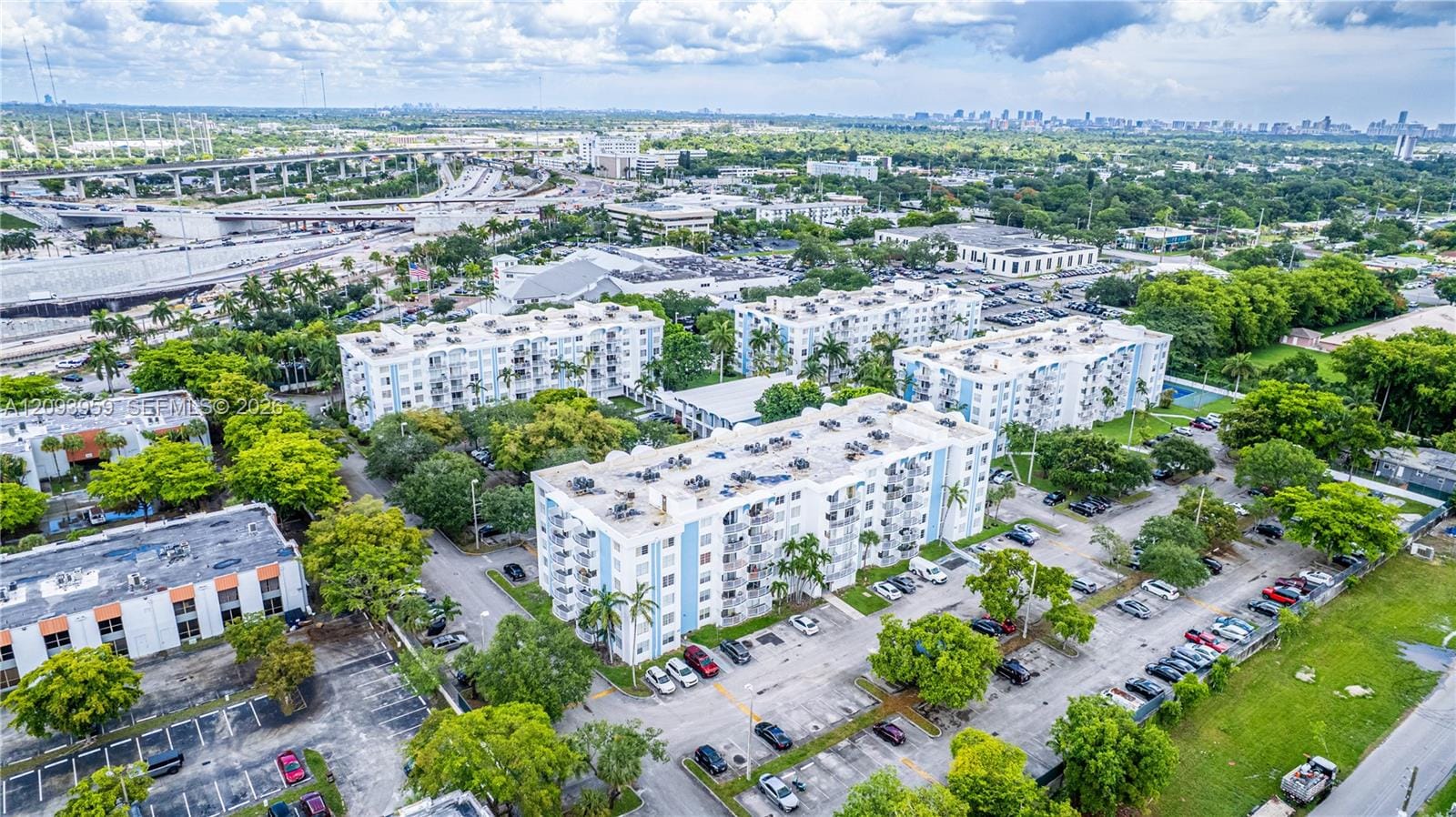 482 NW 165th St Road A-201, Miami, FL 33169 photo 28