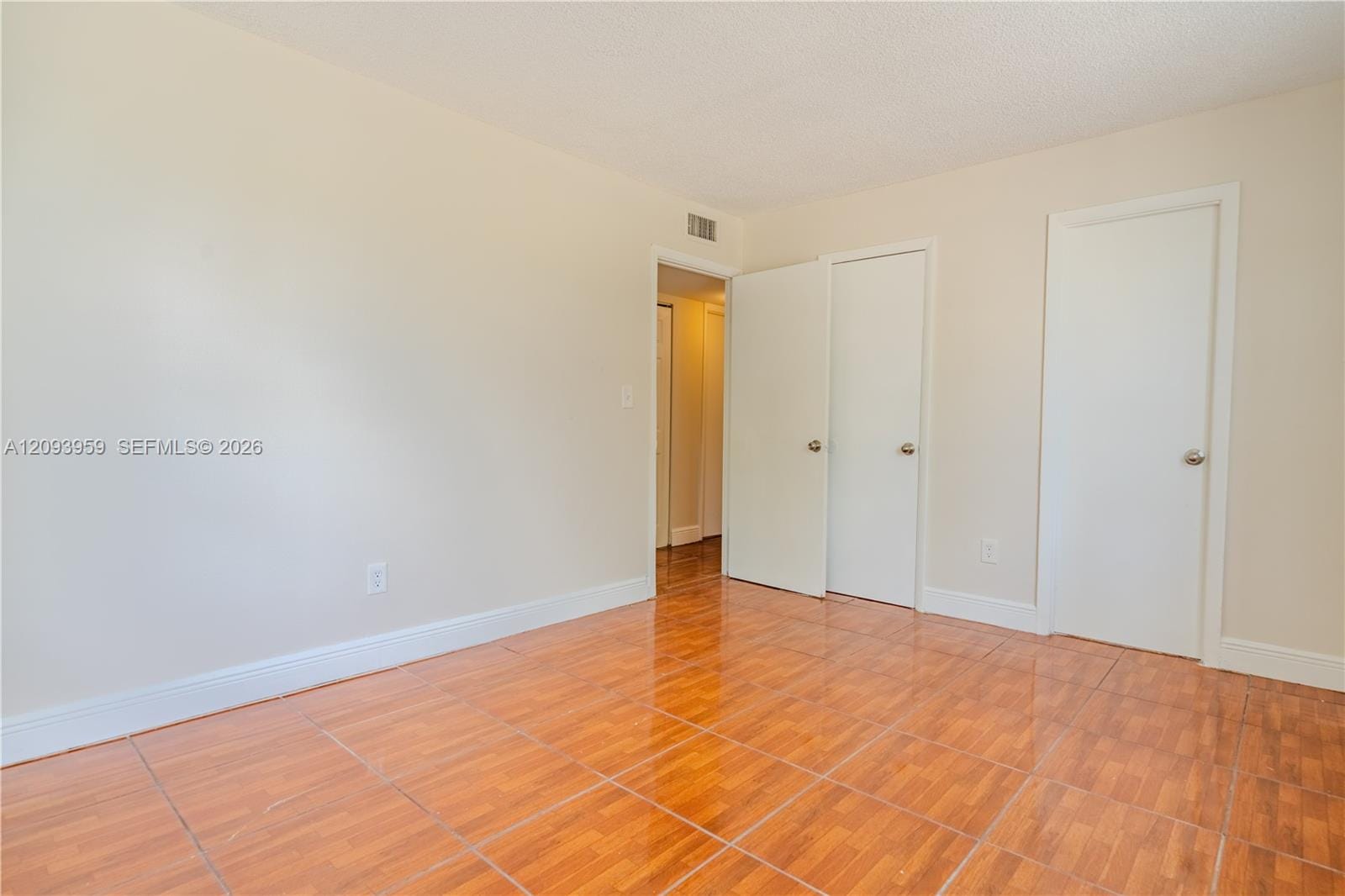 482 NW 165th St Road A-201 — photo 9