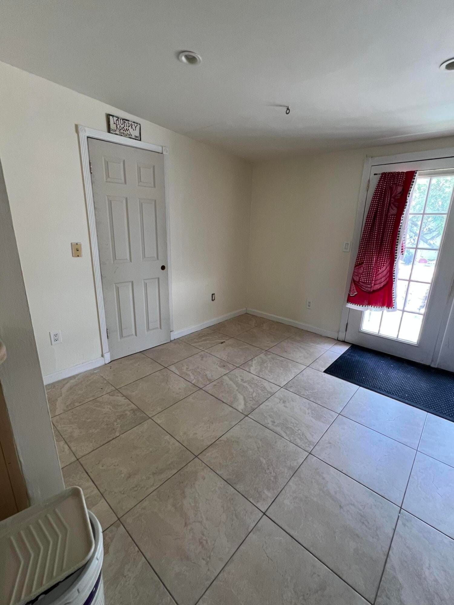591 Tallulah Road — photo 8