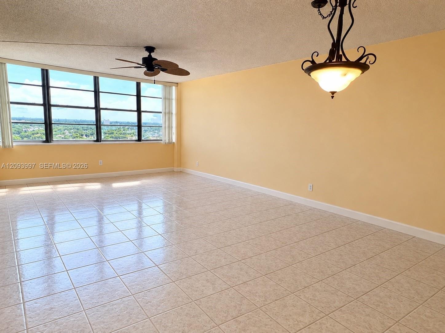 1351 NE Miami Gardens Drive PH11E — photo 9