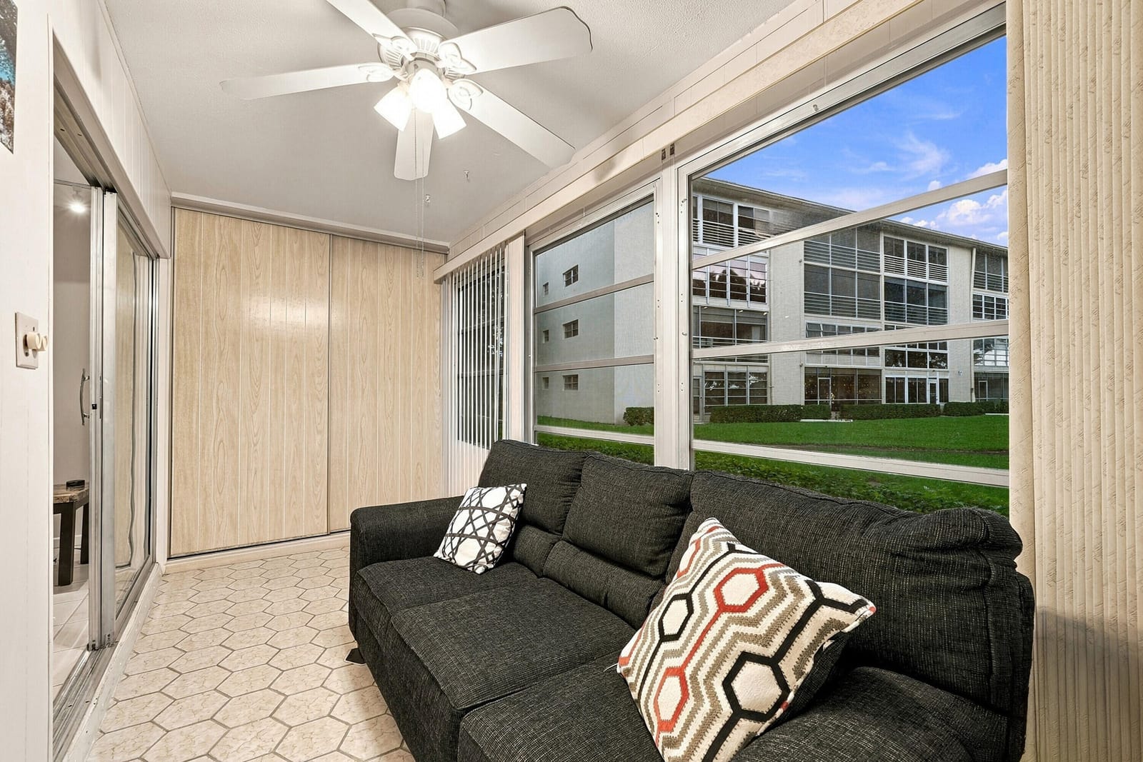 2903 VICTORIA Circle C1, Coconut Creek, FL 33066 photo 9