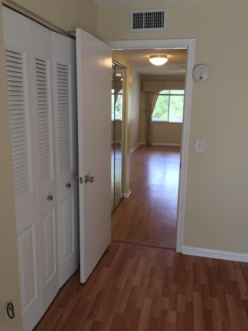 2878 DONNELLY Drive 207 — photo 3