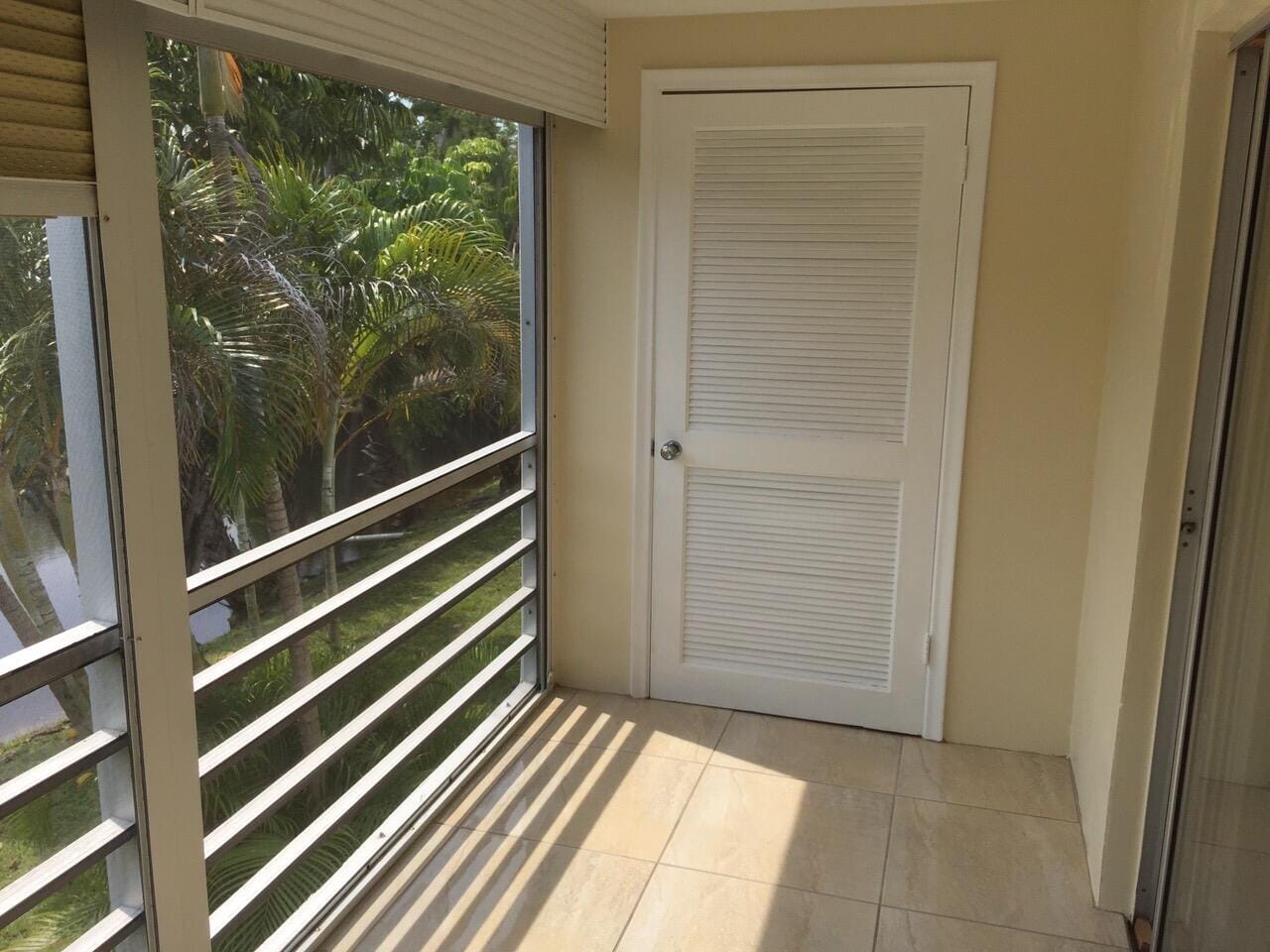 2878 DONNELLY Drive 207 — photo 4