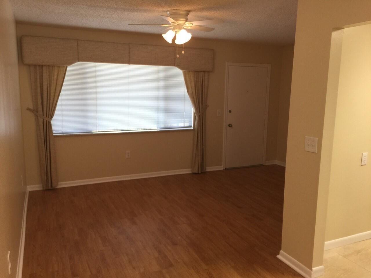 2878 DONNELLY Drive 207 — photo 8