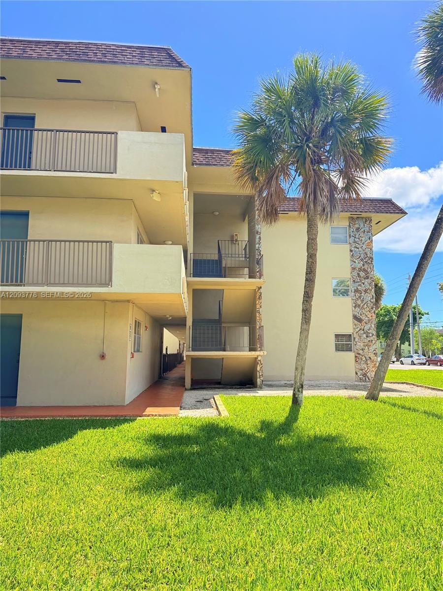 7505 SW 82nd Street 305, Miami, FL 33143 photo 3