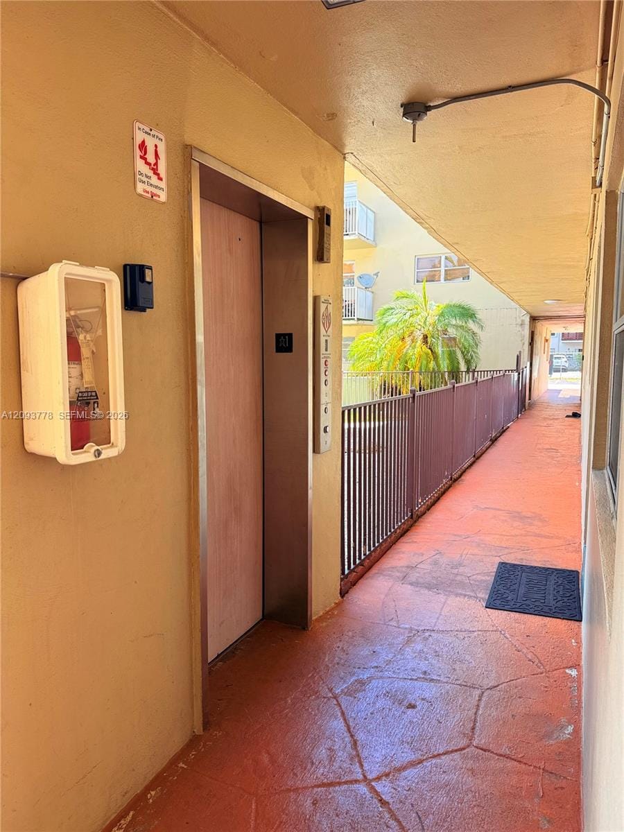 7505 SW 82nd Street 305, Miami, FL 33143 photo 4