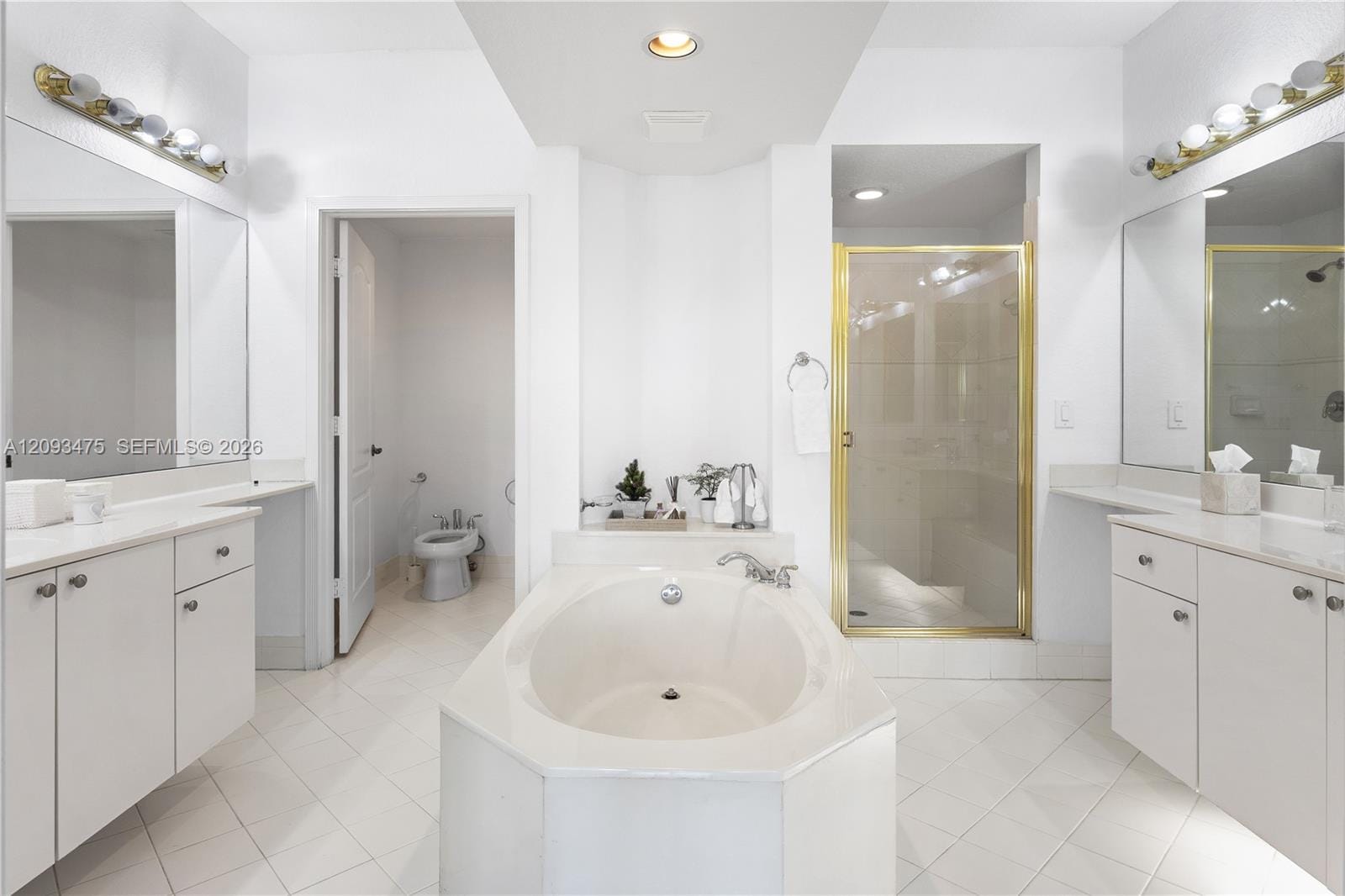 10770 NW 66th Street 404, Doral, FL 33178 photo 18