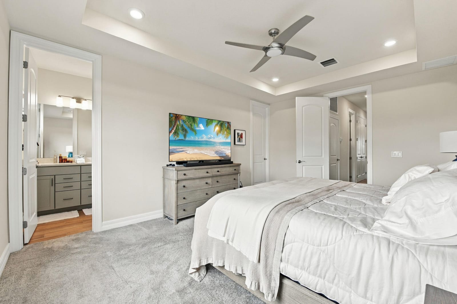 8672 ESCUE Street, Lake Worth, FL 33467 photo 18