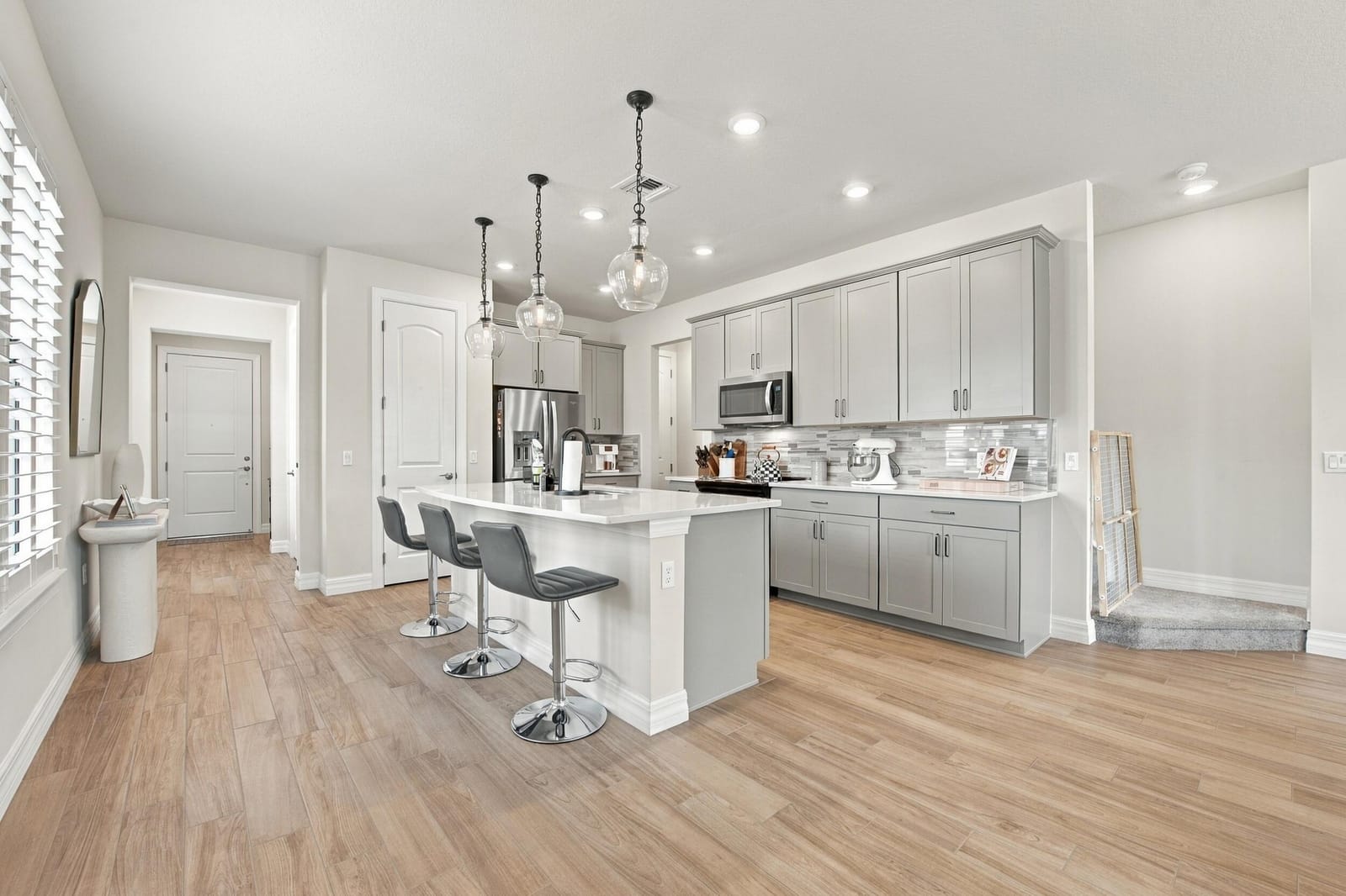 8672 ESCUE Street — photo 9