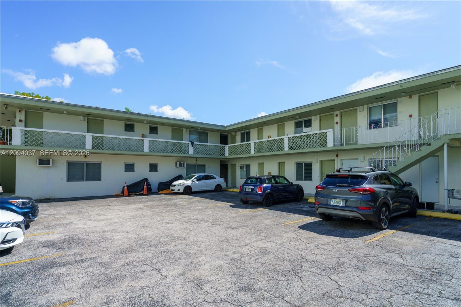 260 Navarre Avenue 11, Coral Gables, FL 33134 photo 2