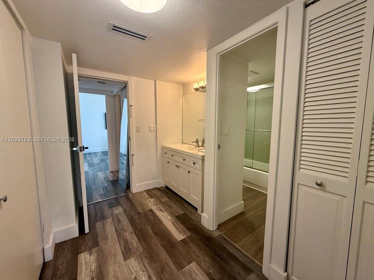 20335 W Country Club Drive 1103, Aventura, FL 33180 photo 12