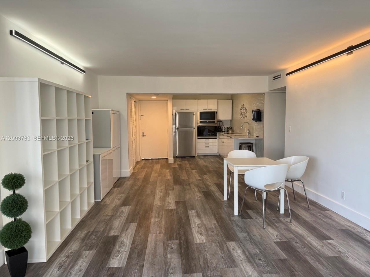 20335 W Country Club Drive 1103, Aventura, FL 33180 photo 4