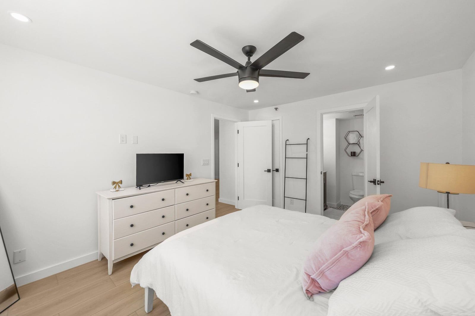 4505 S Ocean Boulevard 203, Highland Beach, FL 33487 photo 15