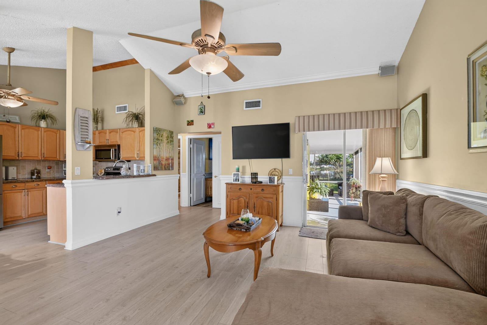 9099 Carma Drive — photo 11