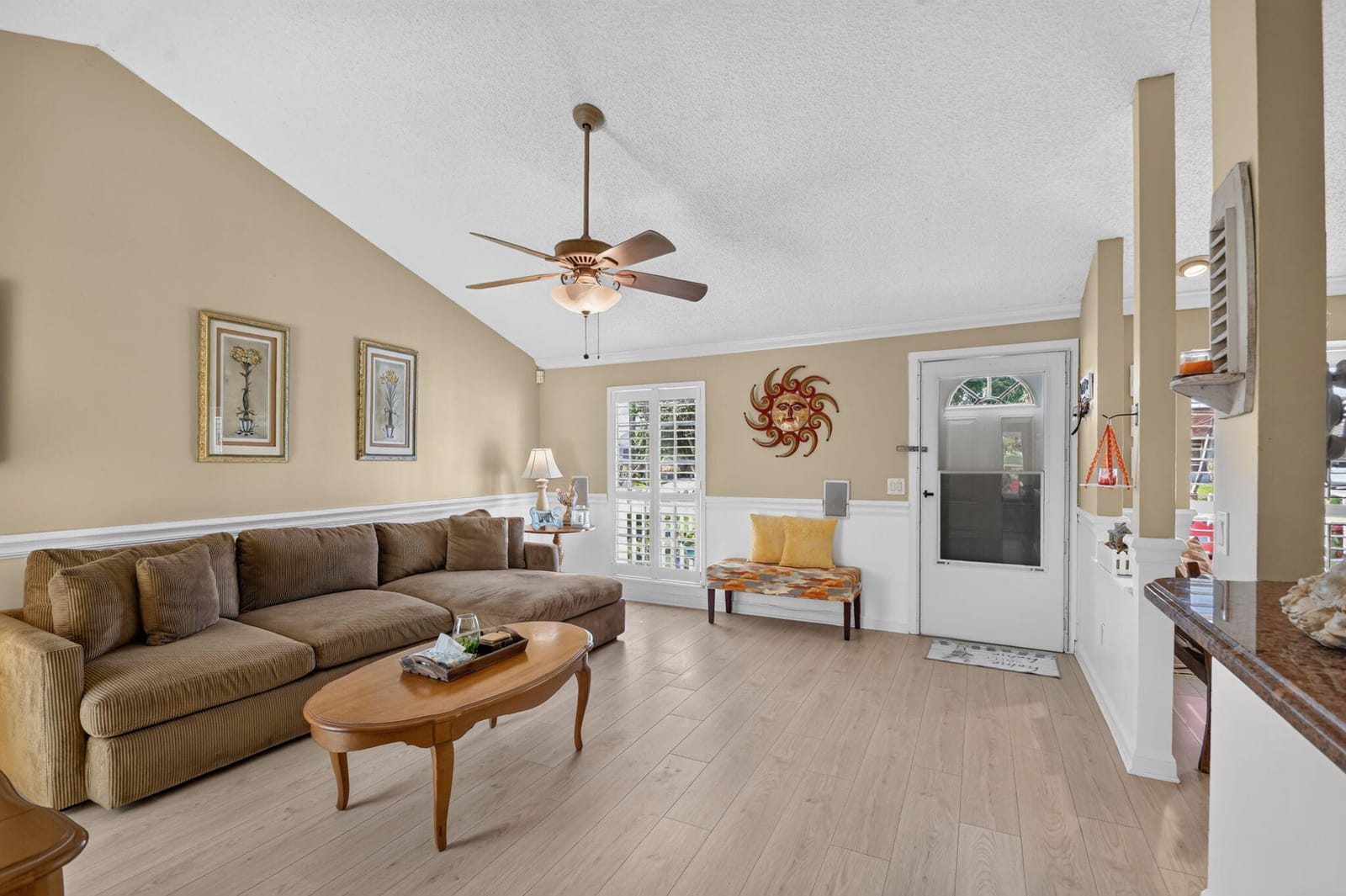 9099 Carma Drive — photo 12