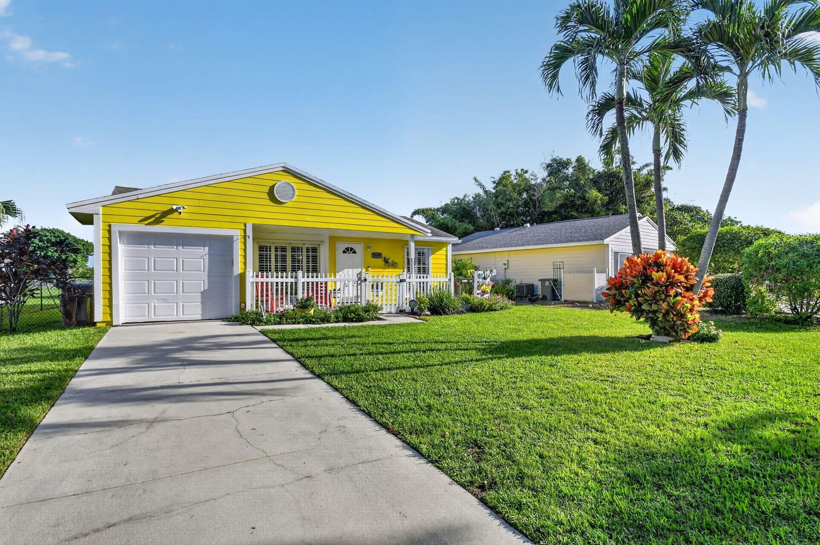 9099 Carma Drive — photo 6