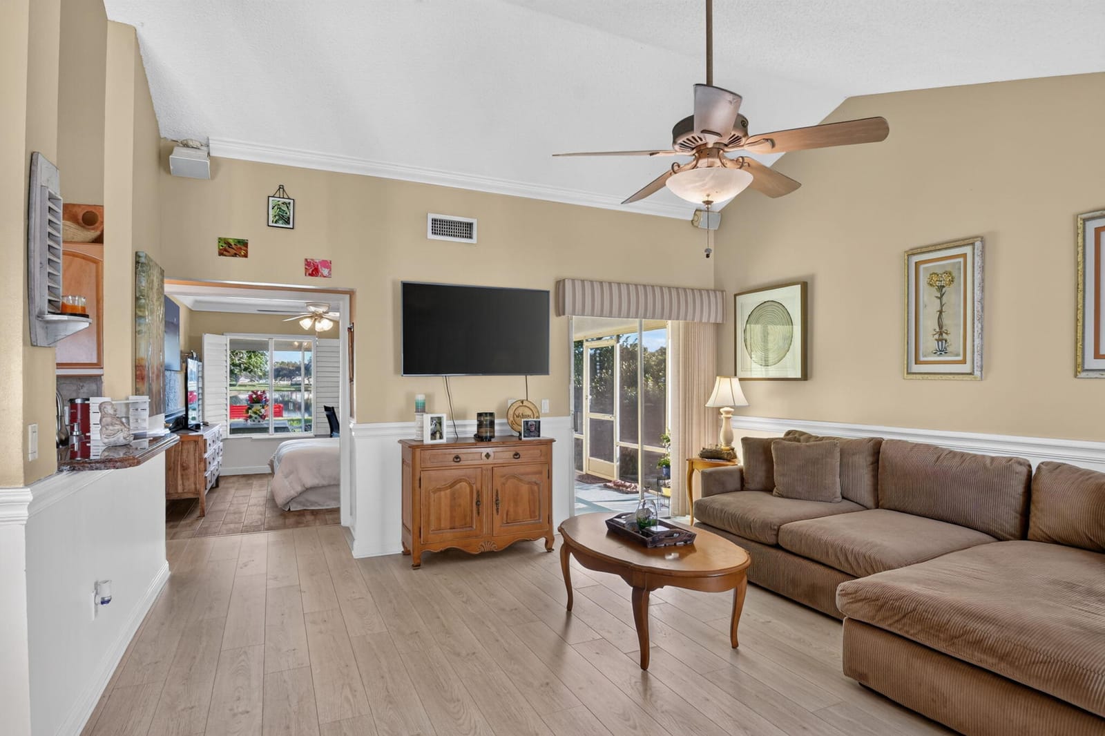 9099 Carma Drive — photo 9