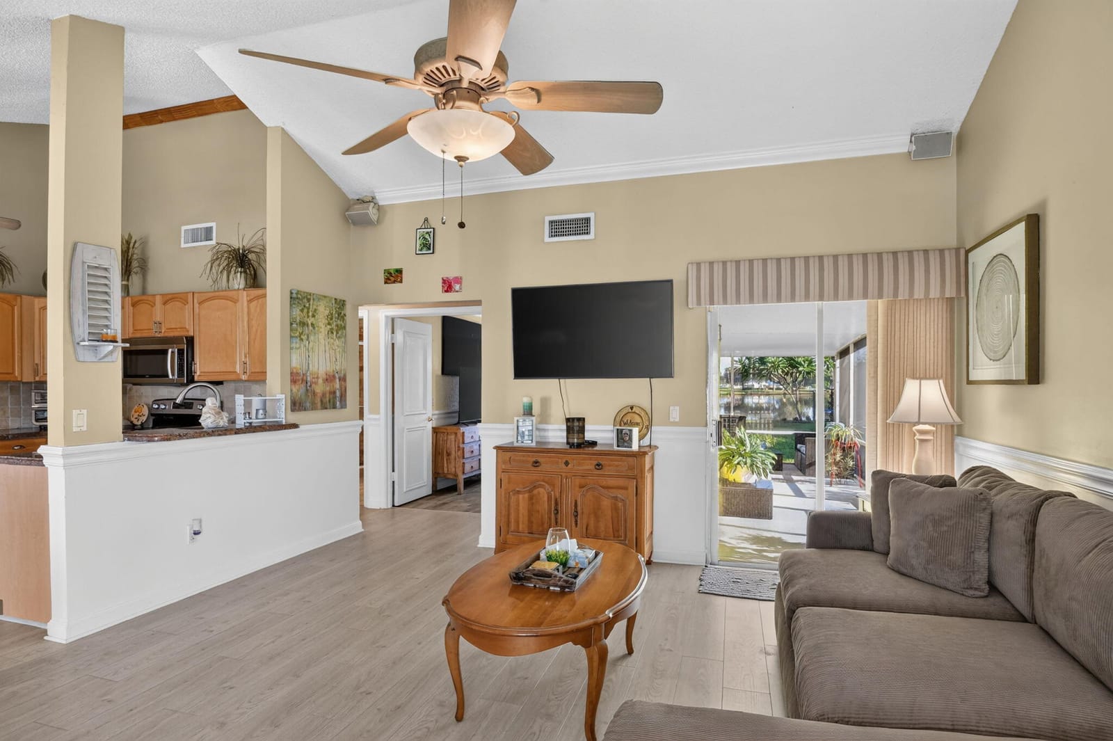 9099 Carma Drive — photo 10