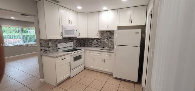 2533 Garfield Street A, Hollywood, FL 33020