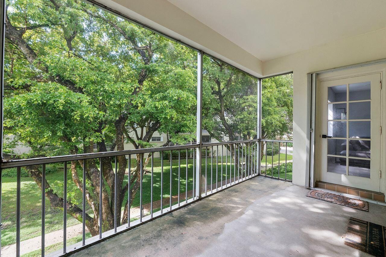 6731 CYPRESS Road 205, Plantation, FL 33317 photo 4