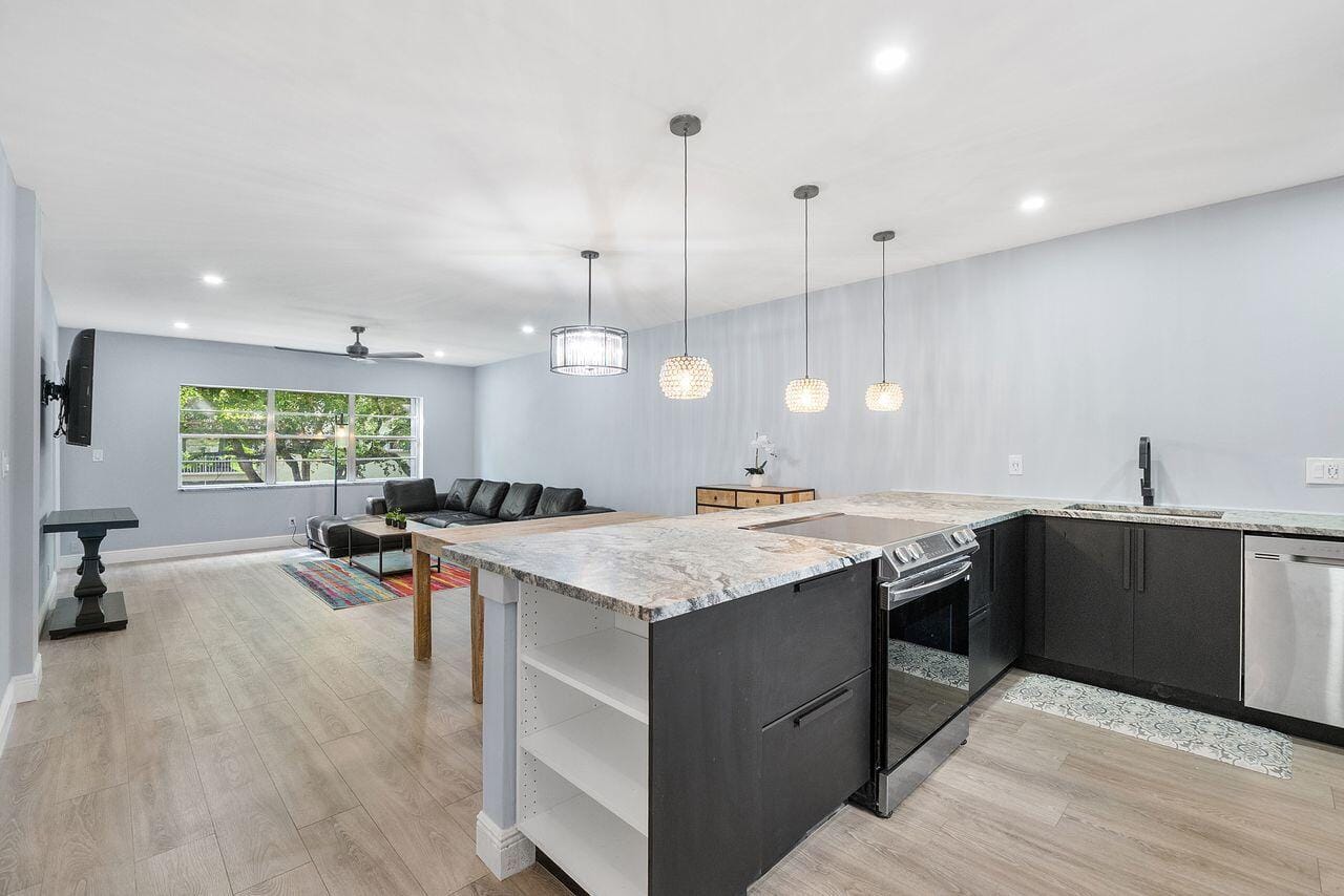 6731 CYPRESS Road 205, Plantation, FL 33317 photo 6