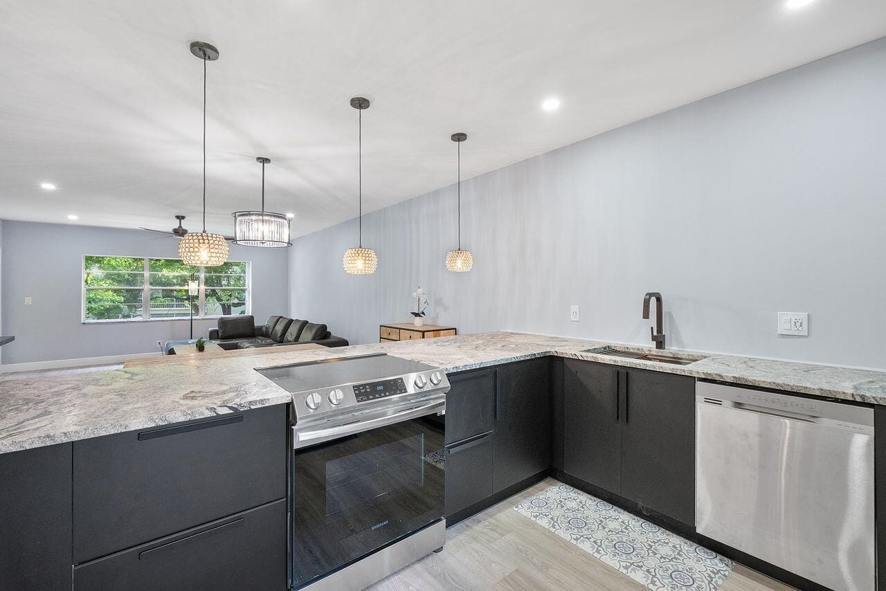 6731 CYPRESS Road 205, Plantation, FL 33317 photo 9